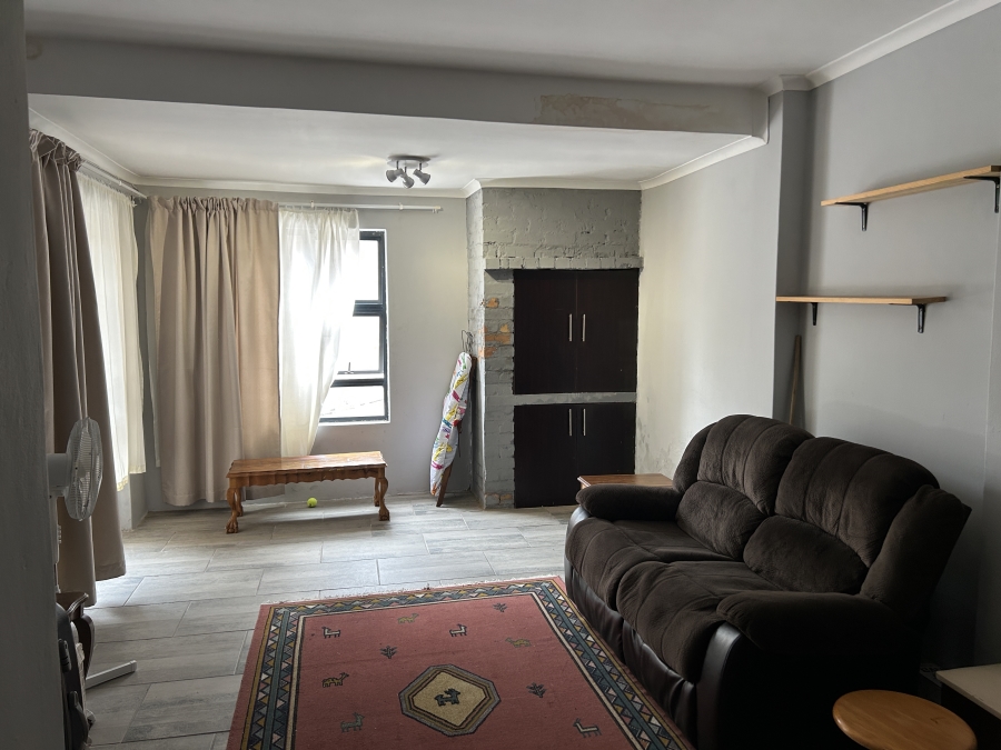 4 Bedroom Property for Sale in Kingston Western Cape